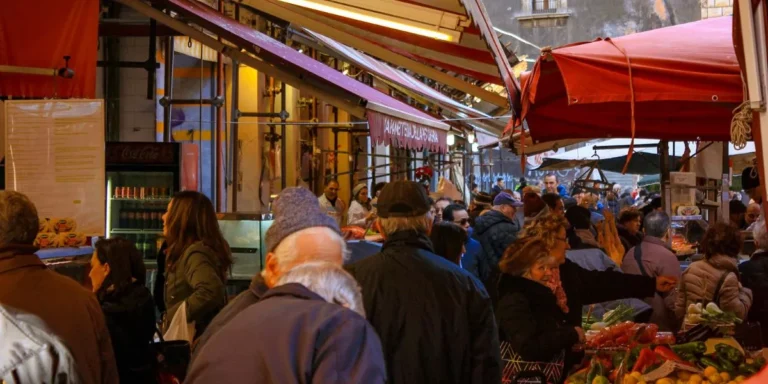 The Best Food Markets in Europe for Budget Travelers